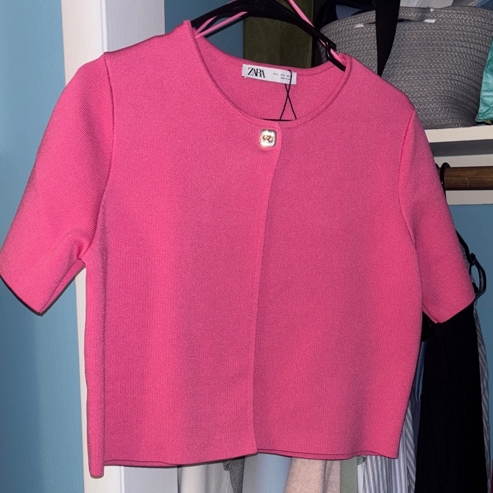 Zara Women’s Fuchsia Short Sleeve Blouse